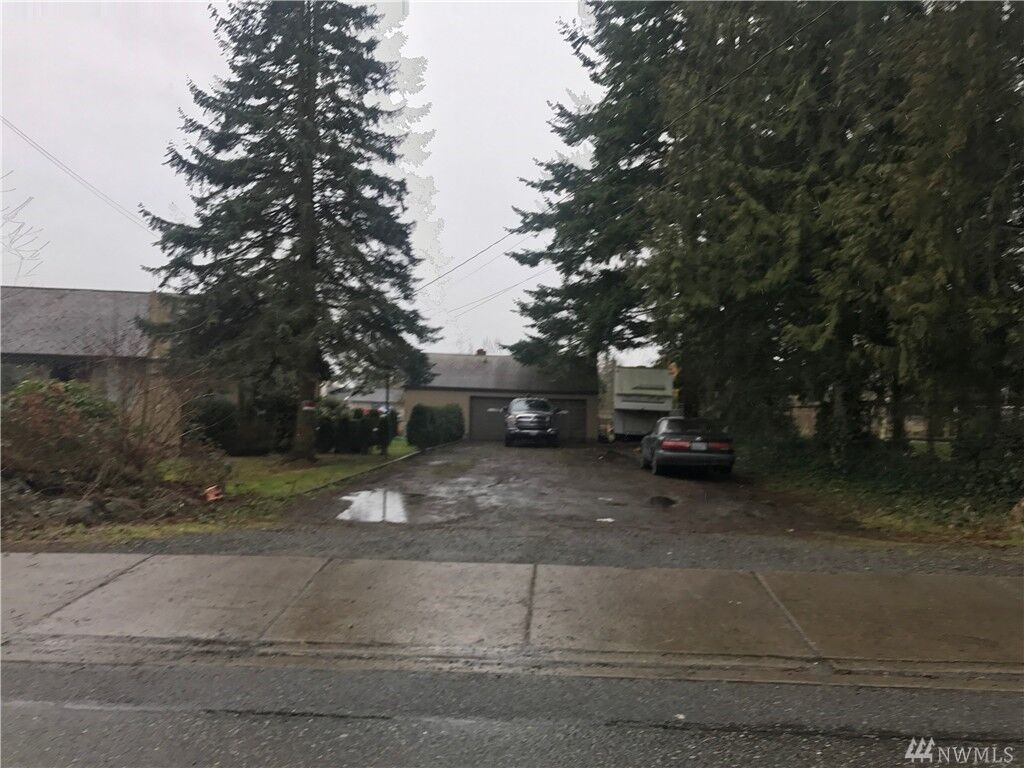 Property Photo:  26 108th St SW  WA 98204 