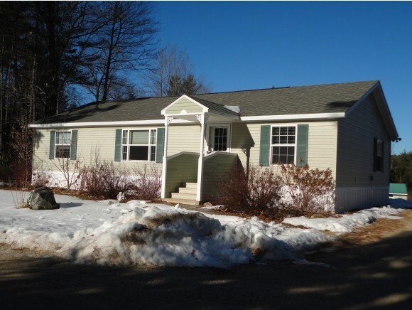Property Photo:  34 Oak Lane  NH 03886 