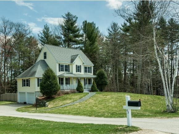 Property Photo: 43 Ladyslipper Drive NH 03857