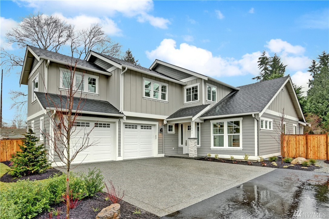 Property Photo: 1843 N 167th St WA 98133