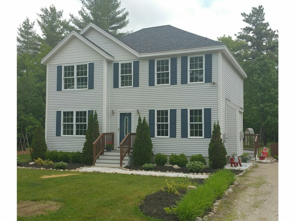 Property Photo:  20 Jefferson Road  NH 03813 