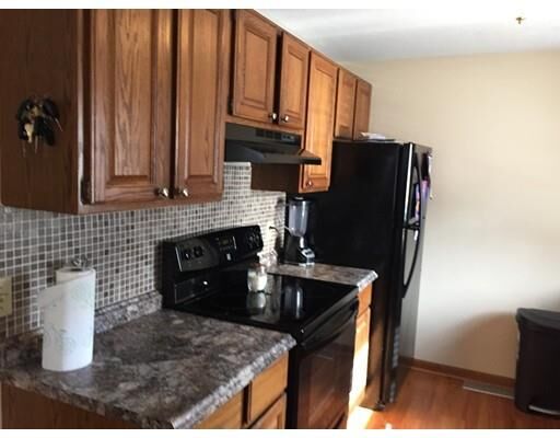 Property Photo:  218 Bayberry Hill Ln 218  MA 01453 