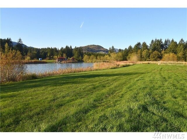 Property Photo:  18117 Bow Lake Lane  WA 98232 
