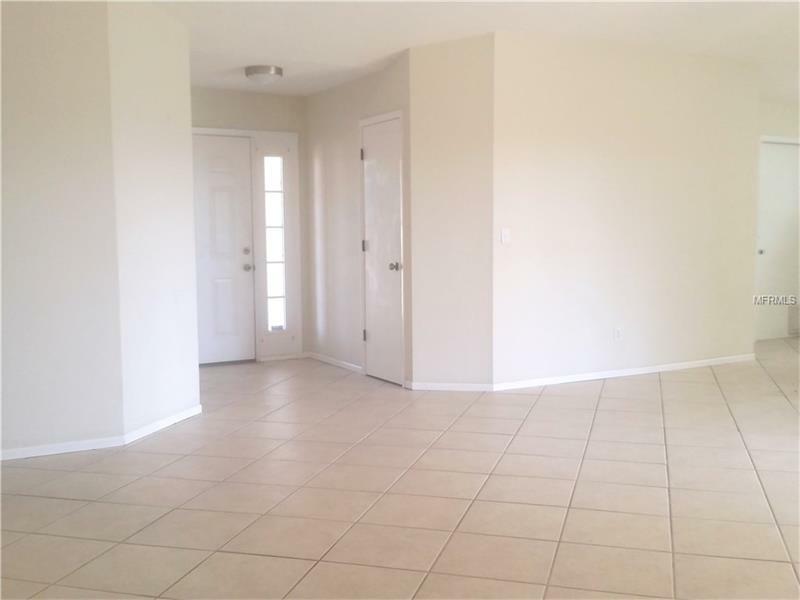 Property Photo:  2704 36th Avenue Terrace E  FL 34208 