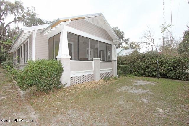 Property Photo:  902 S 14th Street  FL 32177 