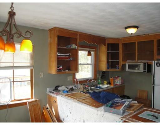 Property Photo: 37 Porter Dr MA 01001