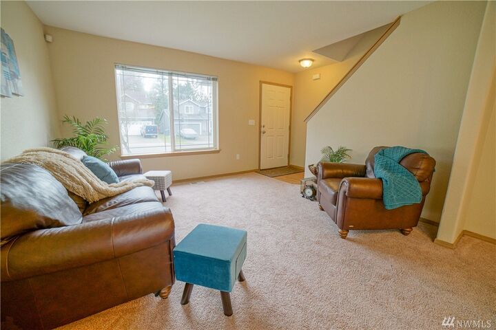 Property Photo:  9315 191st St E  WA 98375