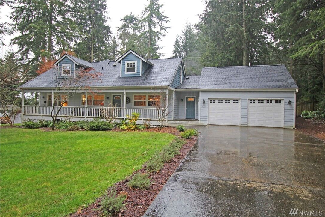 Property Photo:  812  122nd Stct NW  WA 98332 
