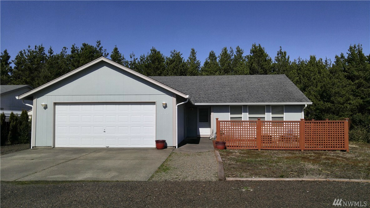 Property Photo:  1210 Pebble Beach Ct  WA 98595 