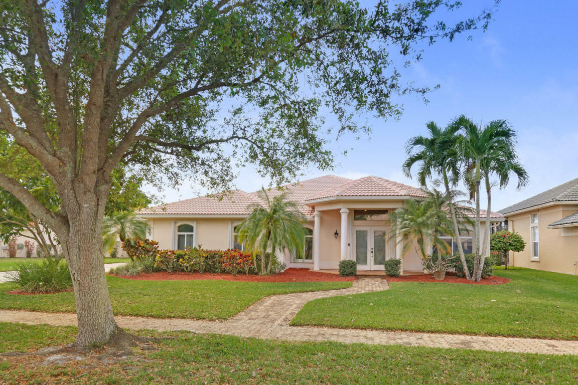 Property Photo:  4890 SW Golfside Drive  FL 34990 