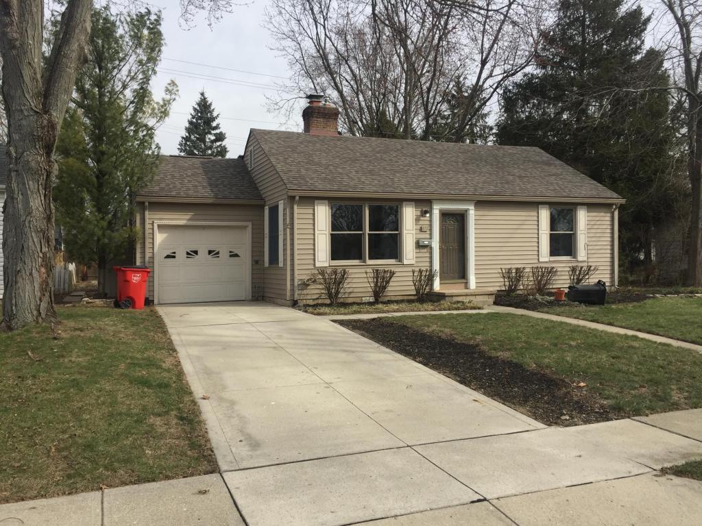 Property Photo:  472 N Selby Boulevard  OH 43085 