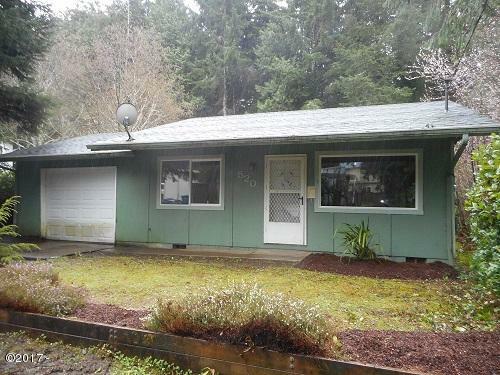 Property Photo:  520 SE Melody Street  OR 97341 