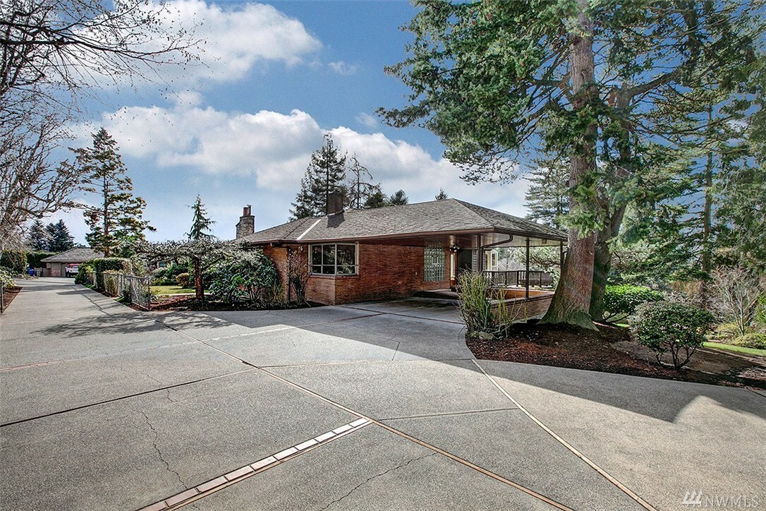 Property Photo:  434 SW 186th St  WA 98166 