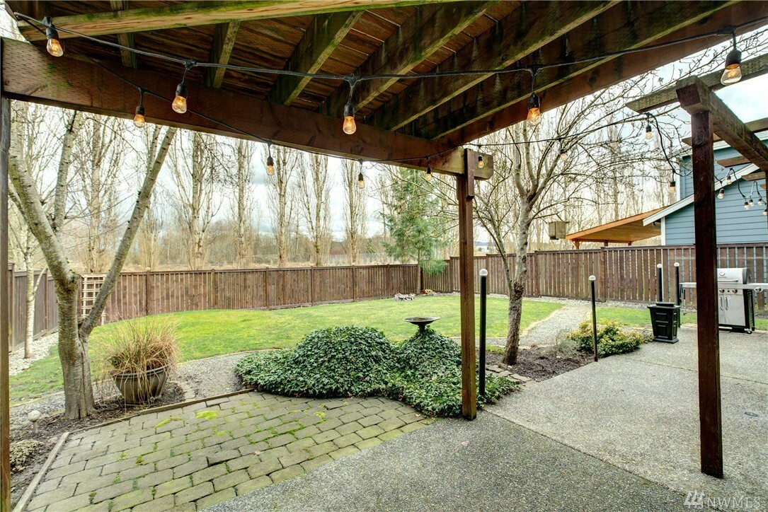 Property Photo:  16005 Lakeview Ave SE  WA 98272 