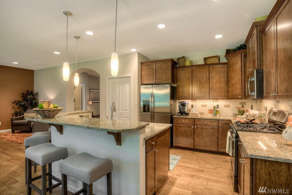 Property Photo: 5821 122nd Place SE 12 WA 98296