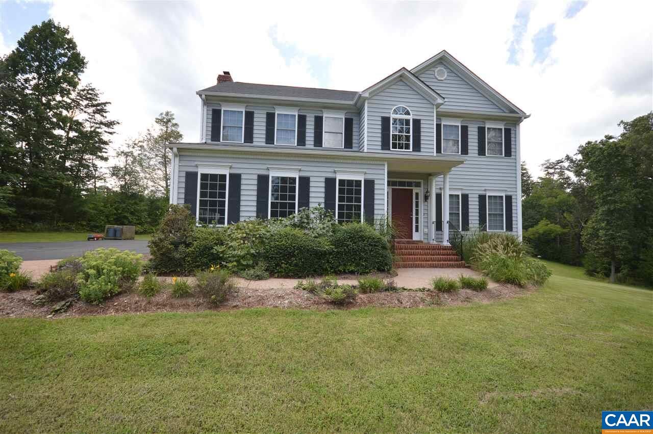 Property Photo: 1367 Ridgeway Dr VA 22923