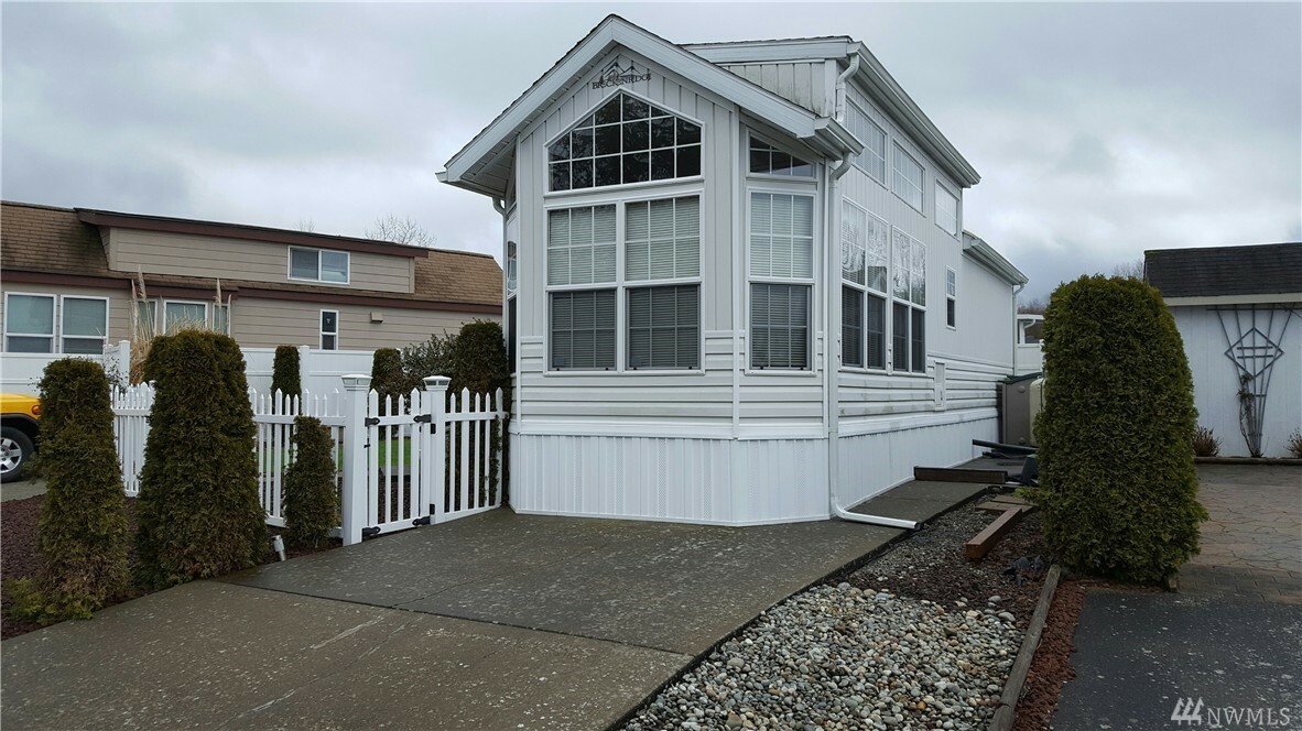Property Photo: 4751 Birch Bay Lynden Rd 286 WA 98230