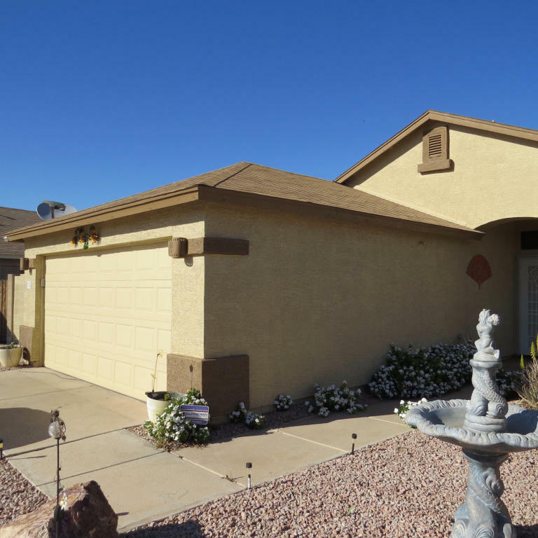 Property Photo:  788 E Arizona Avenue  AZ 85326 