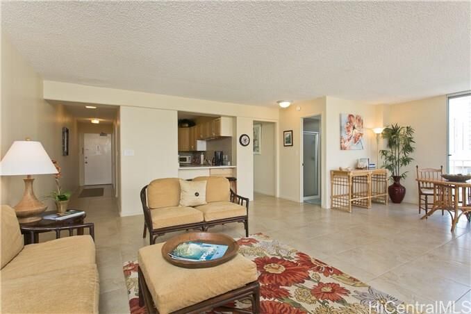 Property Photo:  2575 Kuhio Avenue 1702  HI 96815 