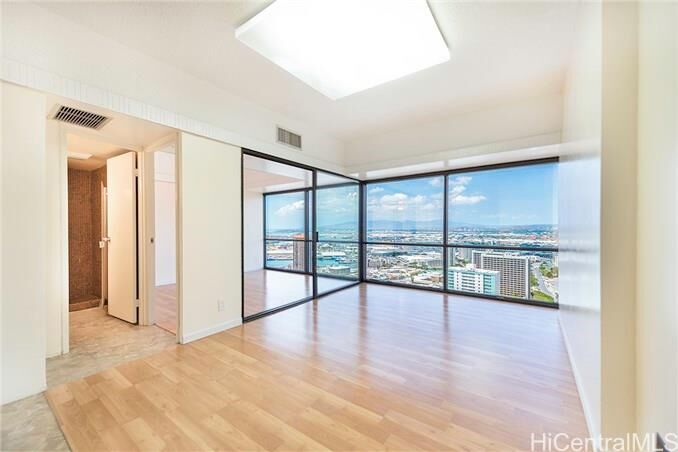 Property Photo: 1188 Bishop Street 3310 HI 96813