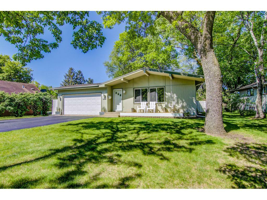 Property Photo: 6133 Hampshire Avenue N MN 55428