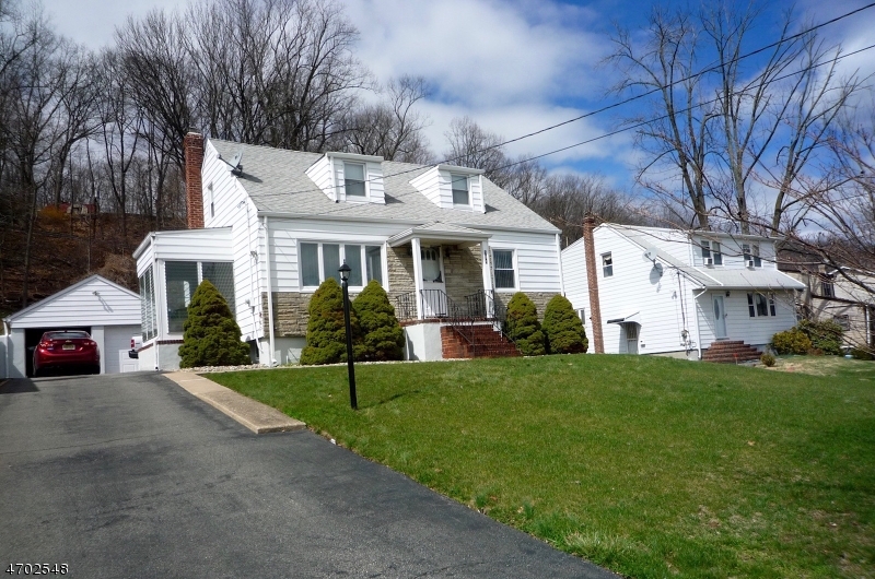 Property Photo:  584 Valley Rd  NJ 07013 