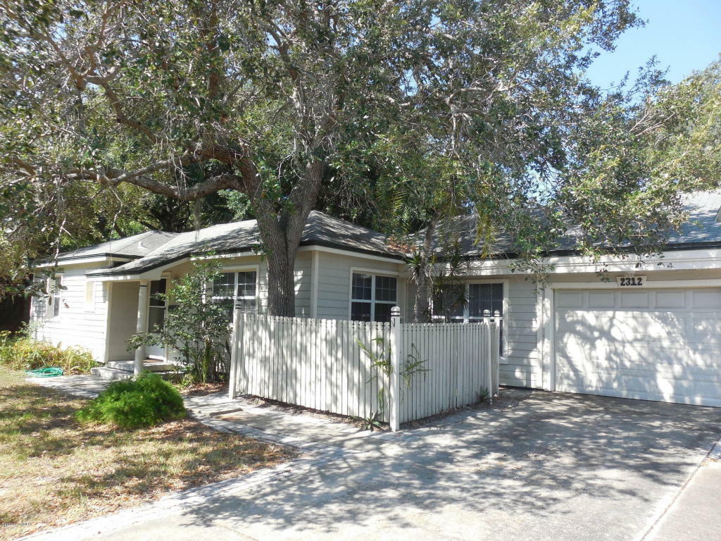 Property Photo:  2312 Country Club Road  FL 32901 