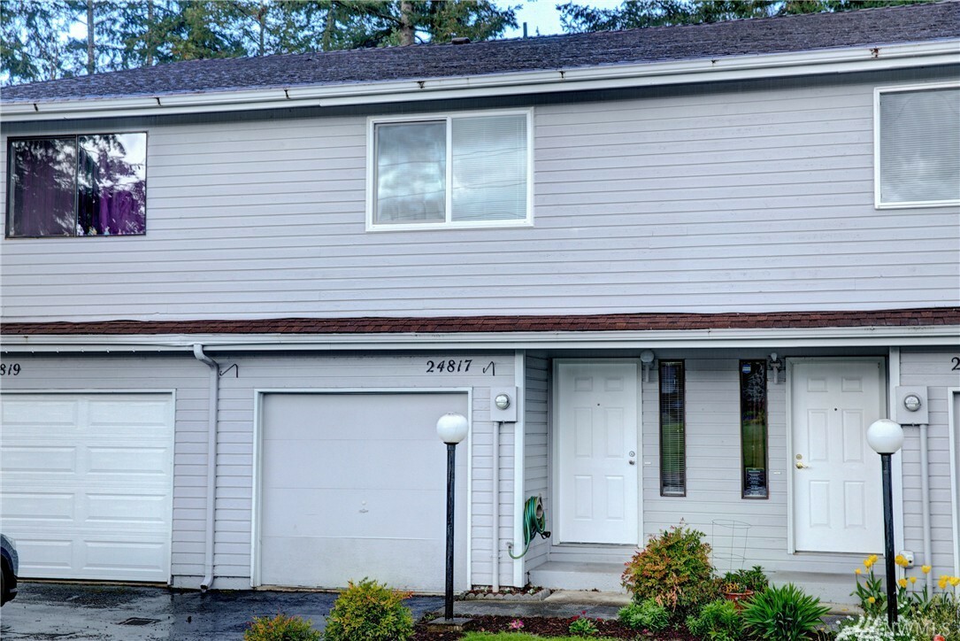 Property Photo:  24817 144th Place SE  WA 98042 