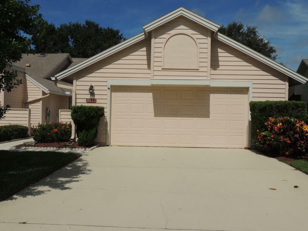 Property Photo:  824 Ridge Lake Drive  FL 32940 