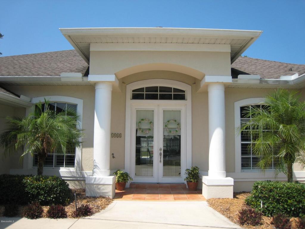 Property Photo: 3888 S Tropical Trail FL 32952