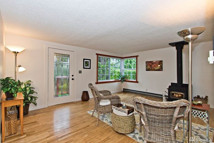 Property Photo: 9708 1st Ave NW WA 98117