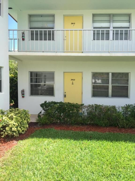 Property Photo: 1225 NW 21st Street 3403 FL 34994
