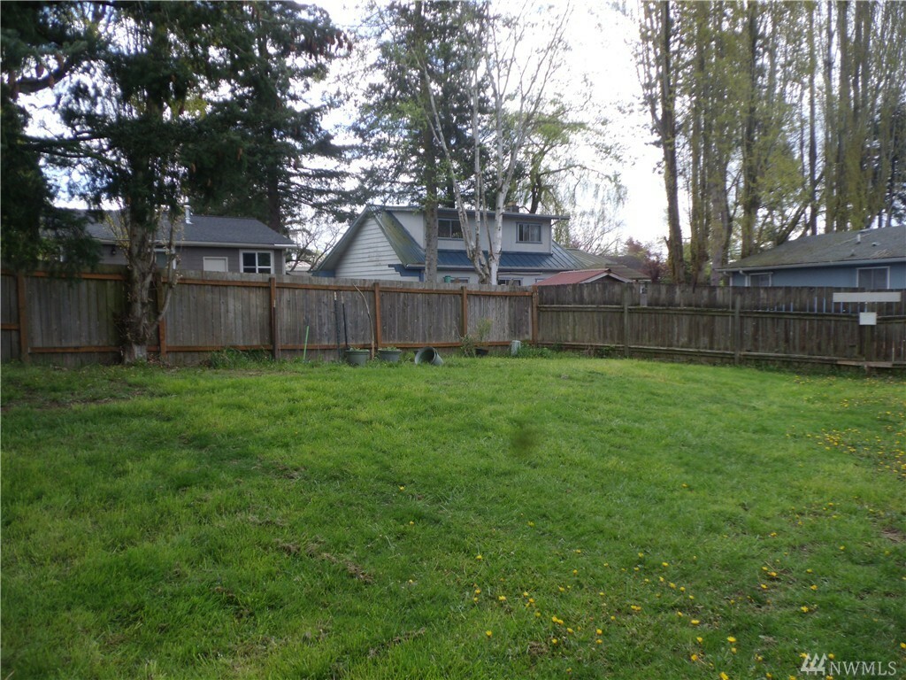 Property Photo:  6124 Apollo Dr  WA 98248 