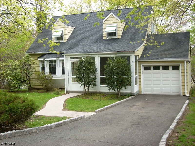 Property Photo:  48 Hillside Dr  NJ 07508 