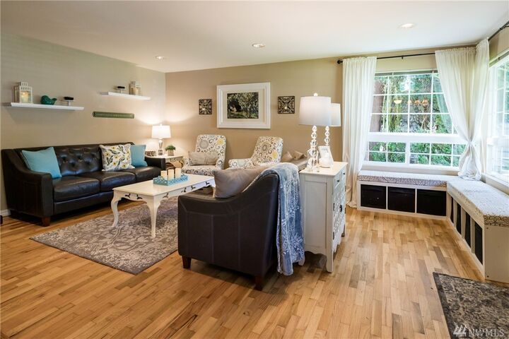 Property Photo:  7337 NE 145th Place  WA 98028 