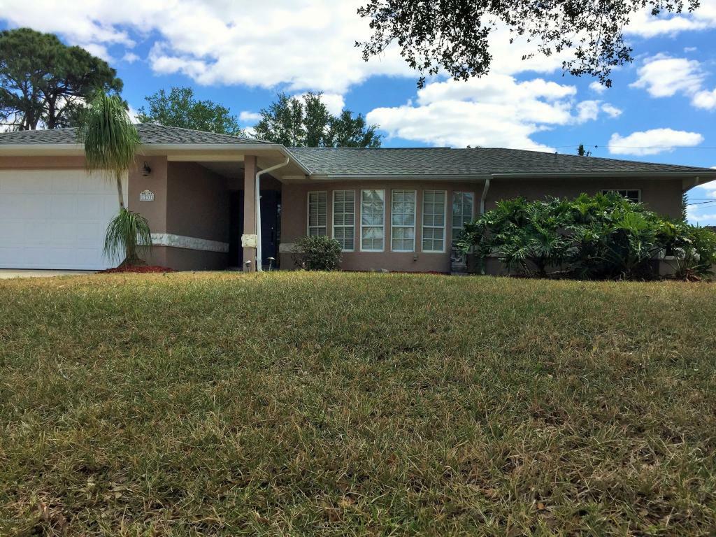 Property Photo:  1231 SE Monument Avenue SE  FL 32909 