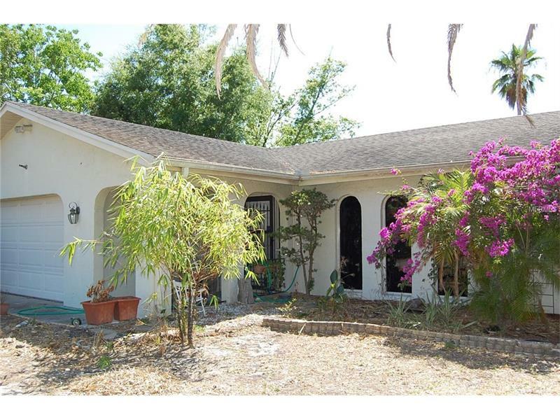 Property Photo:  702 Tobie Court  FL 32825 