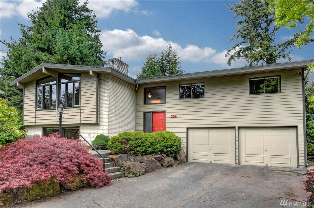 Property Photo:  326 NW 199th St  WA 98177 