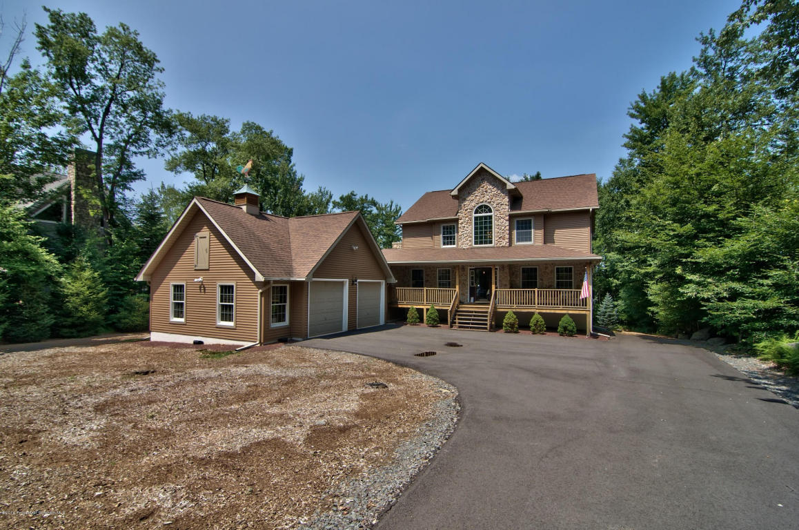 Property Photo:  7 Watawga Way West  PA 18424 