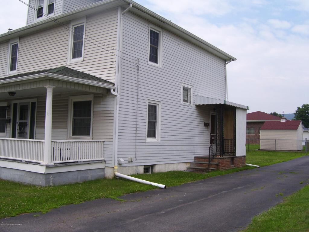 Property Photo:  510 Sampson Street  PA 18518 