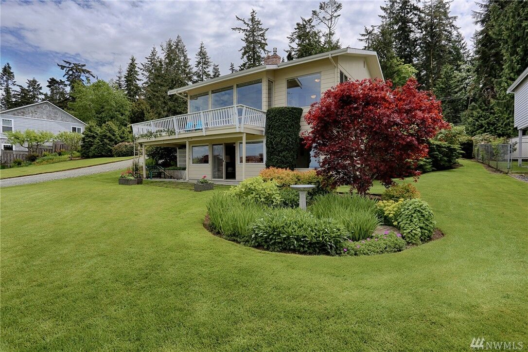 Property Photo:  843 Rocky Point Drive  WA 98282 