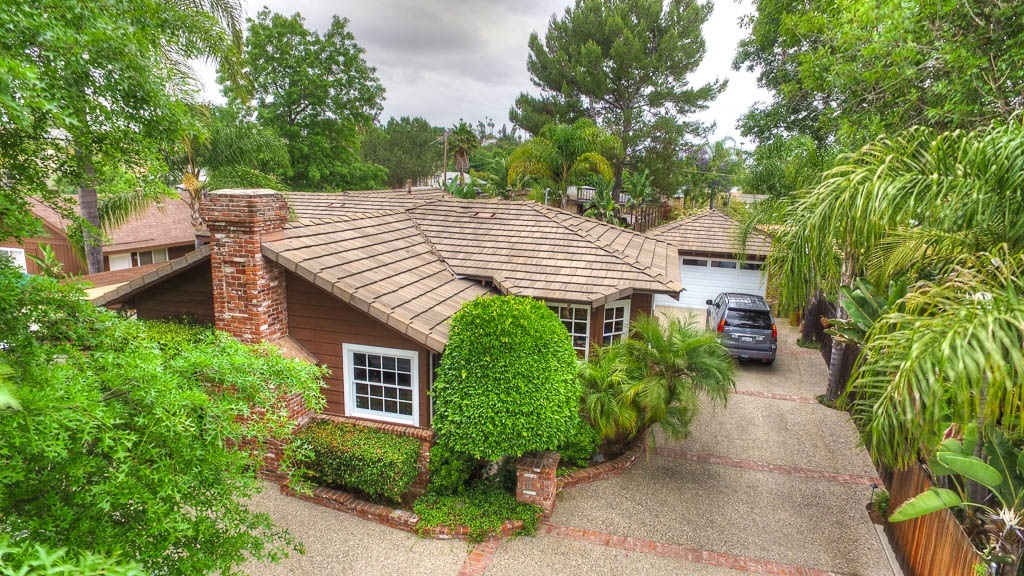 Property Photo: 1703 Avocado Dr. CA 92083