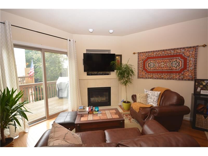 Property Photo:  1728 Merriman Ct  PA 15203 