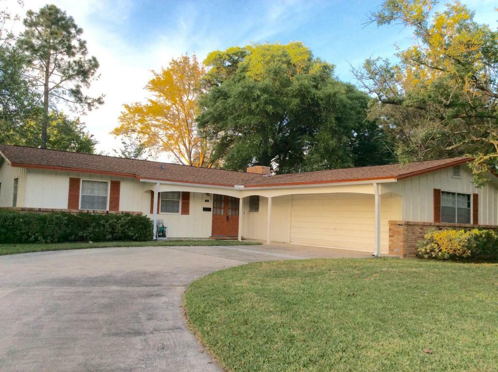 Property Photo:  34 Chelsea Drive  FL 32547 