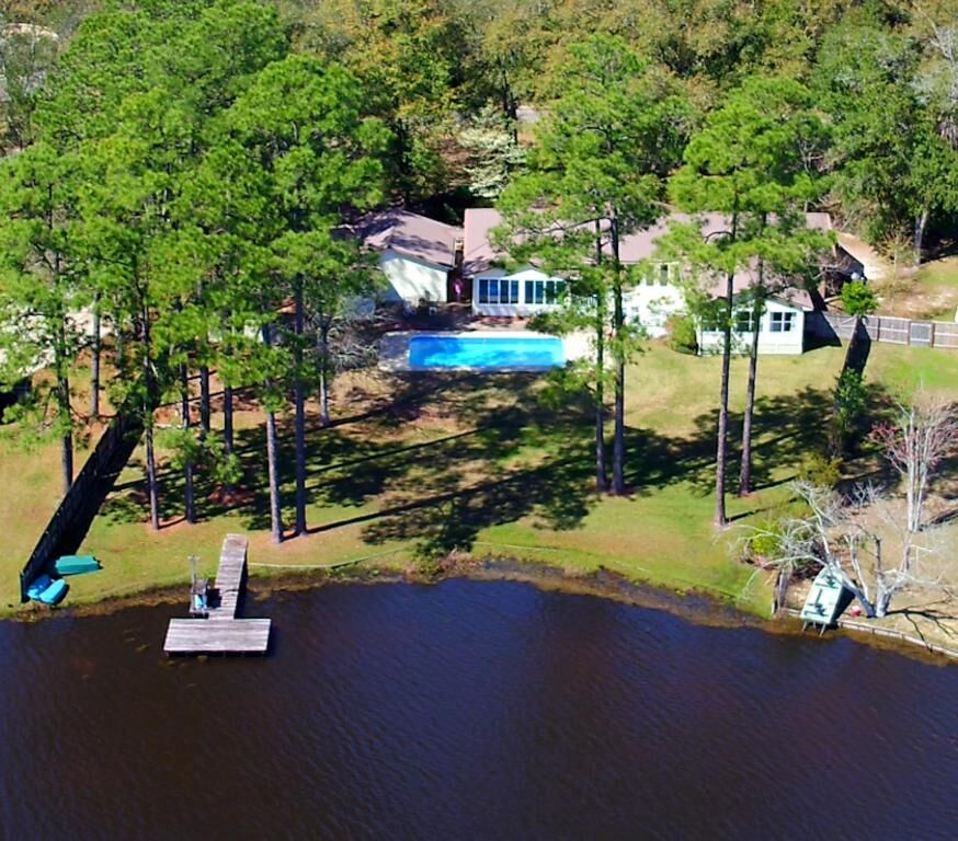 Property Photo:  4645 Meadow Lake Drive  FL 32539 