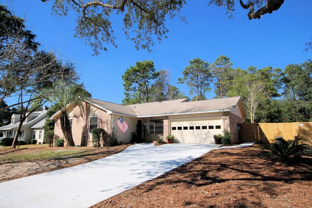 Property Photo:  515 Nassau Drive  FL 32578 