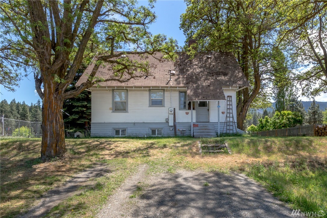 Property Photo: 805 Milwaukee Ave WA 98922