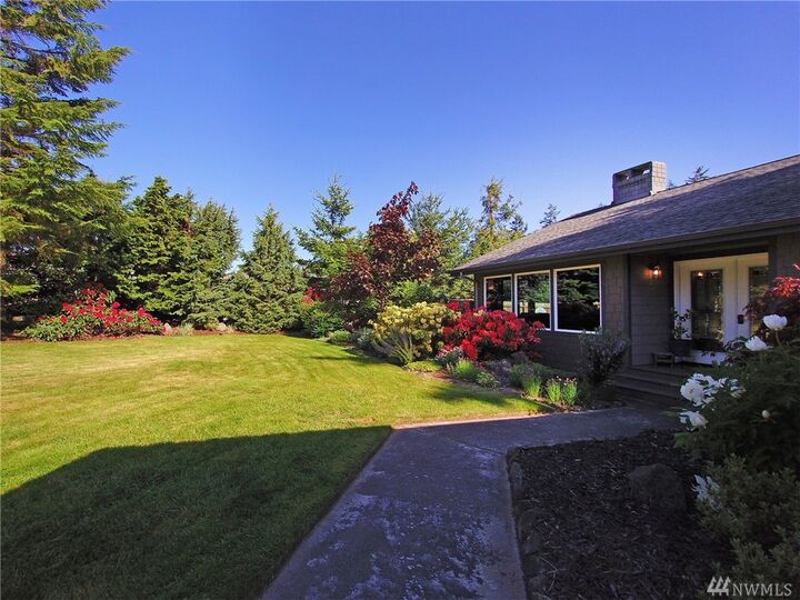 Property Photo: 2139 W 7th St WA 98363