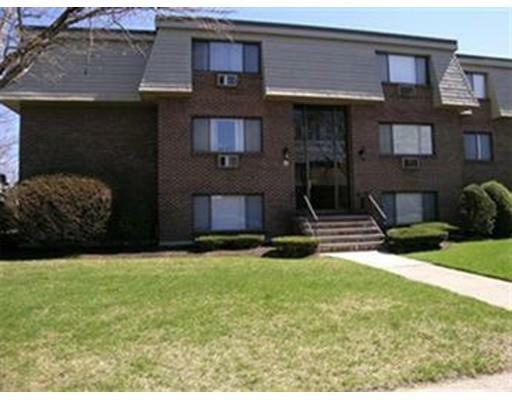 Property Photo: 14 Hallmark Gdns 6 MA 01803