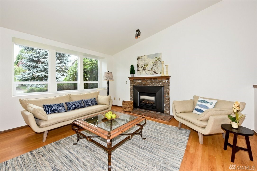 Property Photo:  9003 NE 138th Place  WA 98034 